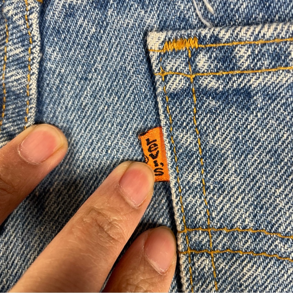 Vintage Levis Cut Off Orange Tab Denim Shorts Blue 33 High Rise Raw Hem Casual - Picture 11 of 16